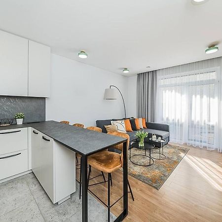קובנה Lovely Apartment With Private Terrace By Urban Rent מראה חיצוני תמונה