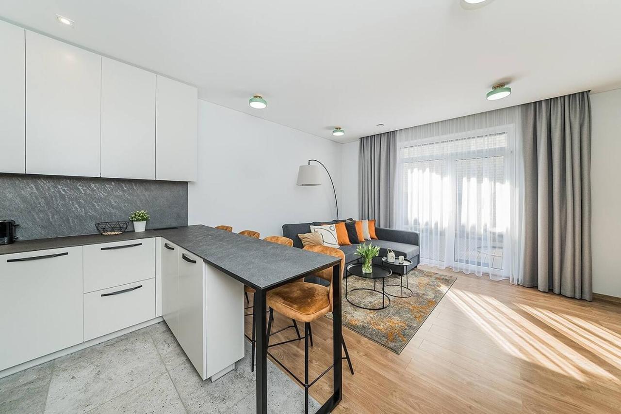 קובנה Lovely Apartment With Private Terrace By Urban Rent מראה חיצוני תמונה