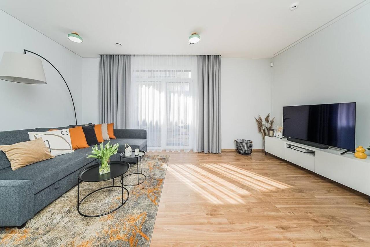 קובנה Lovely Apartment With Private Terrace By Urban Rent מראה חיצוני תמונה