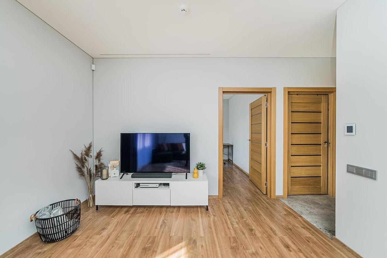 קובנה Lovely Apartment With Private Terrace By Urban Rent מראה חיצוני תמונה